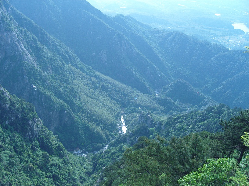 Une vue de 庐山 (Lu Shan)